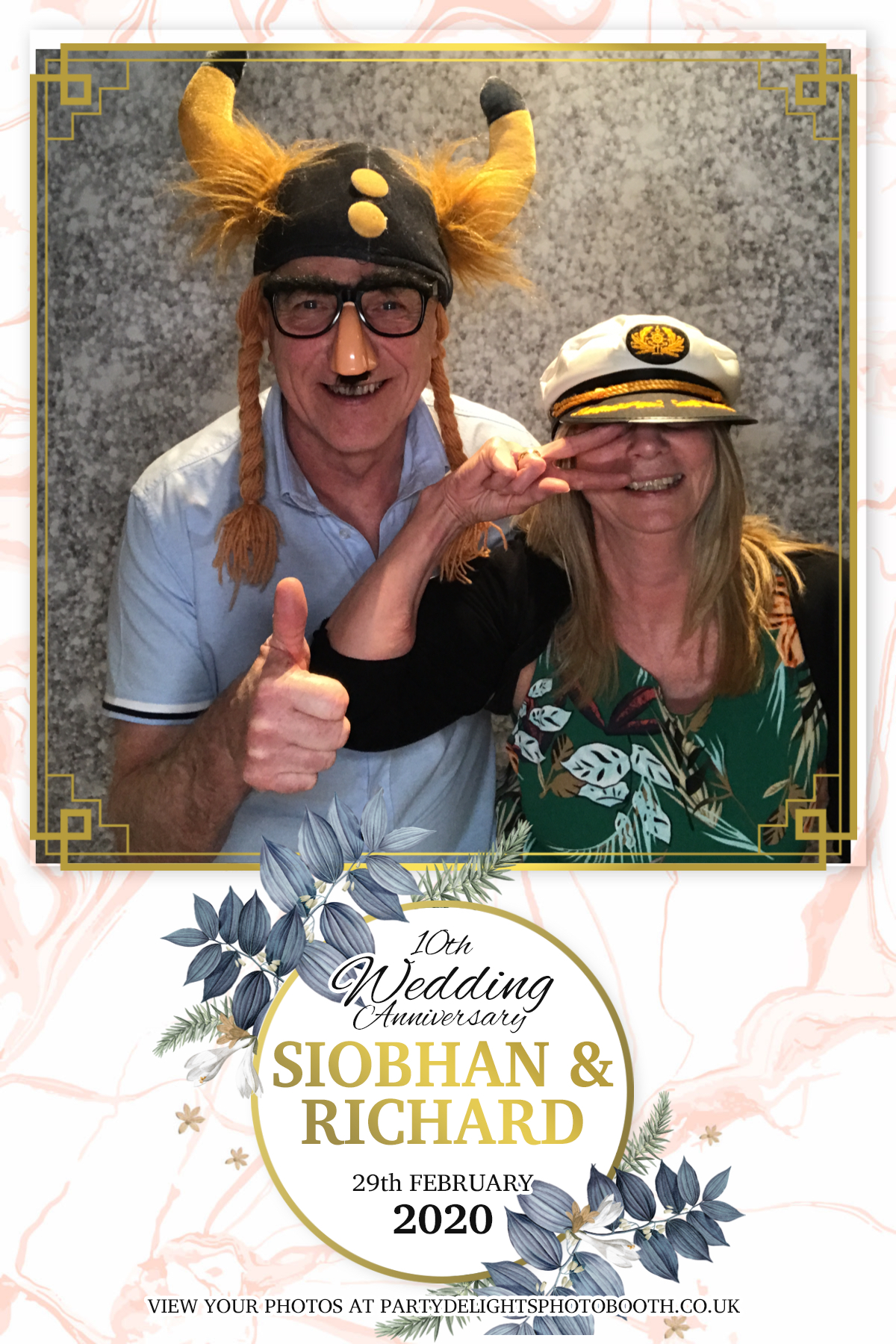 Siobhan and Richards Vow renewal  | View more photos from the event at gallery.partydelightsphotobooth.co.uk/u/PartyDelightsPhotoBooth/Siobhan-and-Richards-Vow-renewal